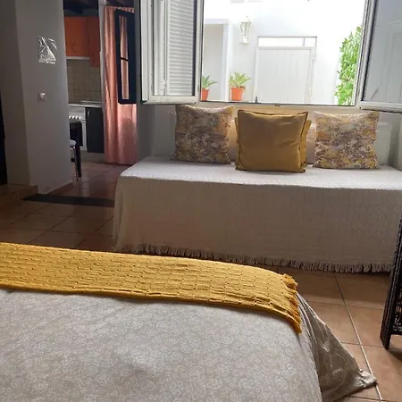 Happy House Nane Apartment